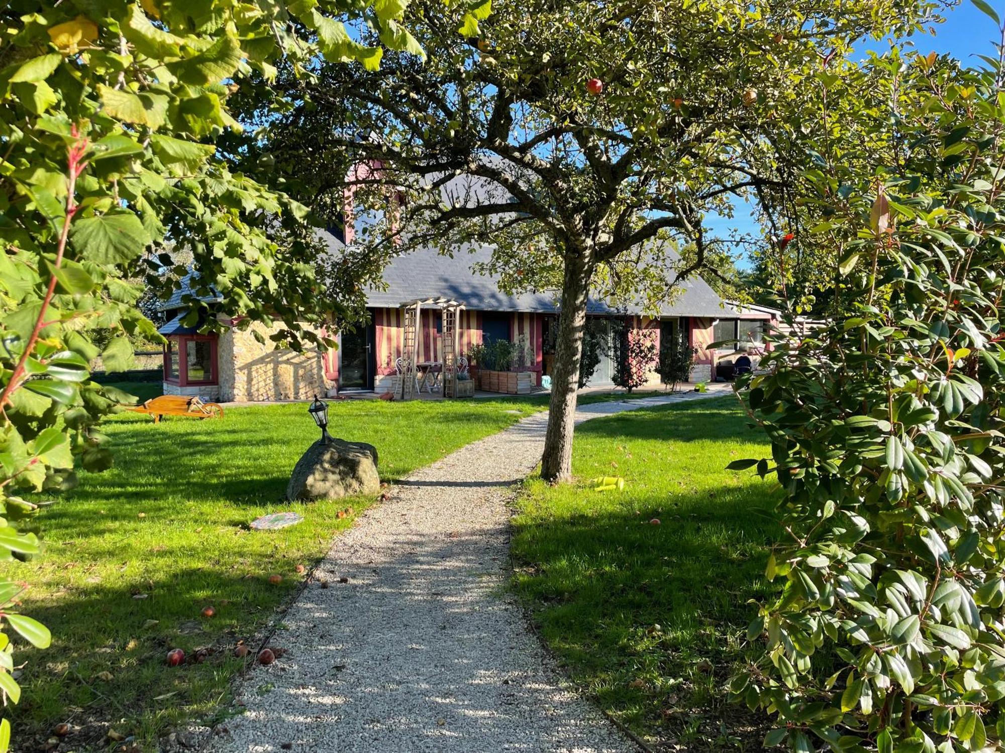 Aux Murmures De La Nature B&B Honfleur Exterior photo